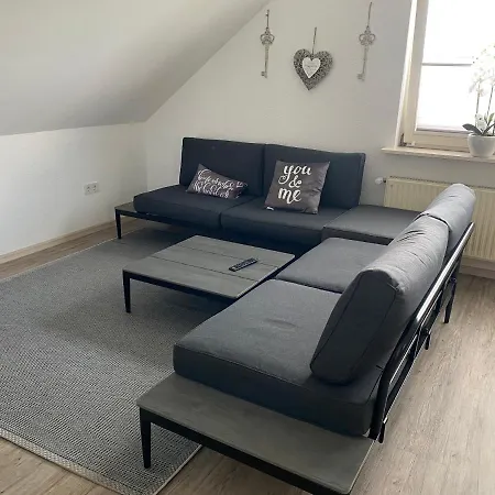 Traumhafte Dachgeschosswohnung Apartment Koenigslutter am Elm
