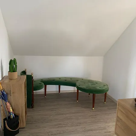 Апартаменты Traumhafte Dachgeschosswohnung *